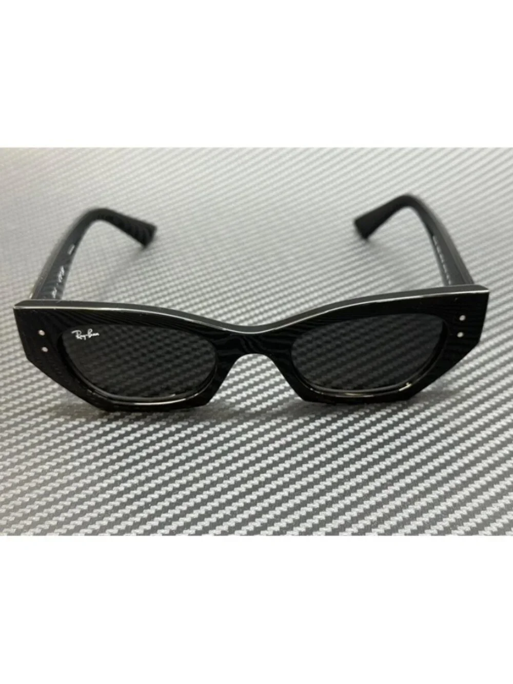 New RAY BAN Men Black Sunglasses 49-22-145